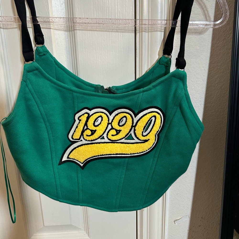 Green 1990 patch crop tank too